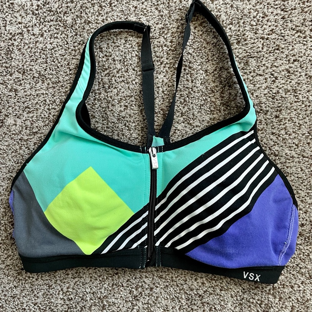 VS sports bra